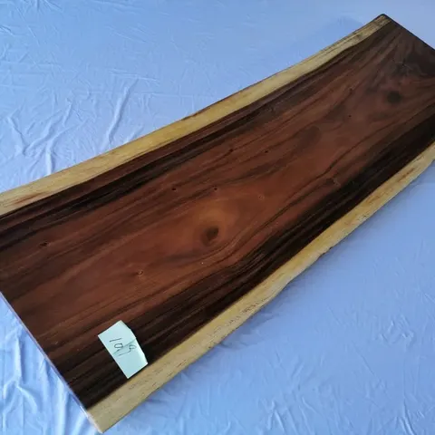 Plateau de table en bois massif Maine — plateaux en bois massif