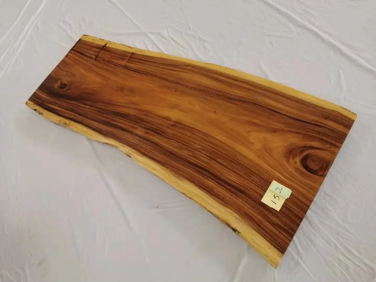 Plateau de table en bois massif Sambre — ATELIER RIVIÈRE, fabrication à la commande