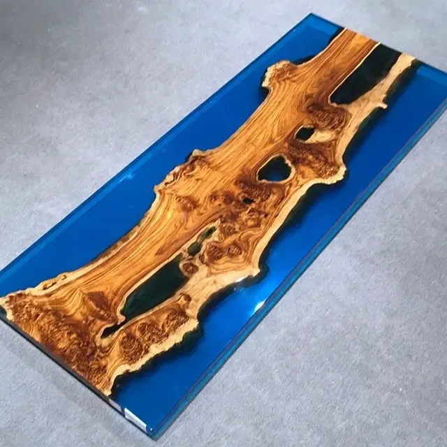 Plateau de table epoxy Authion, résine bleue — plateaux epoxy