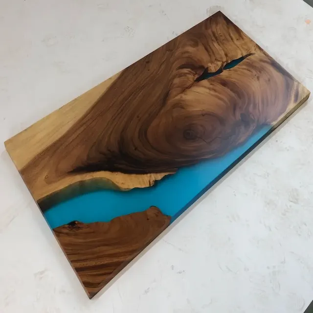 Plateau de table epoxy Cosson, résine bleue — plateaux epoxy