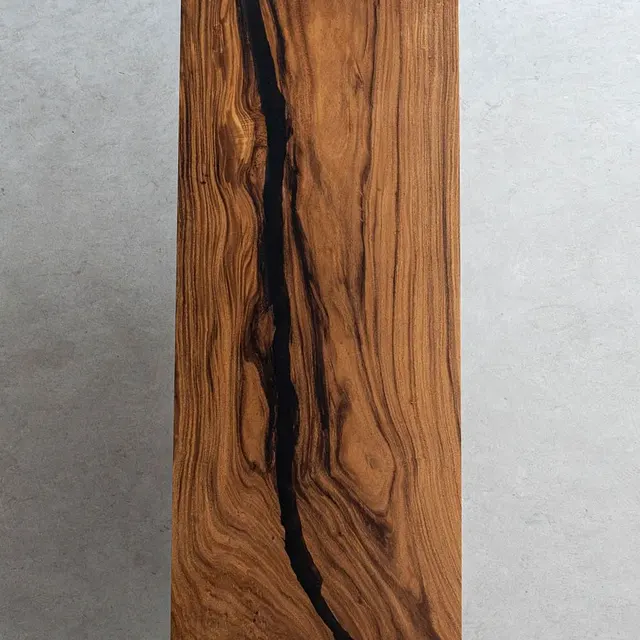 Plateau de table epoxy Dranse, résine noire — plateaux epoxy