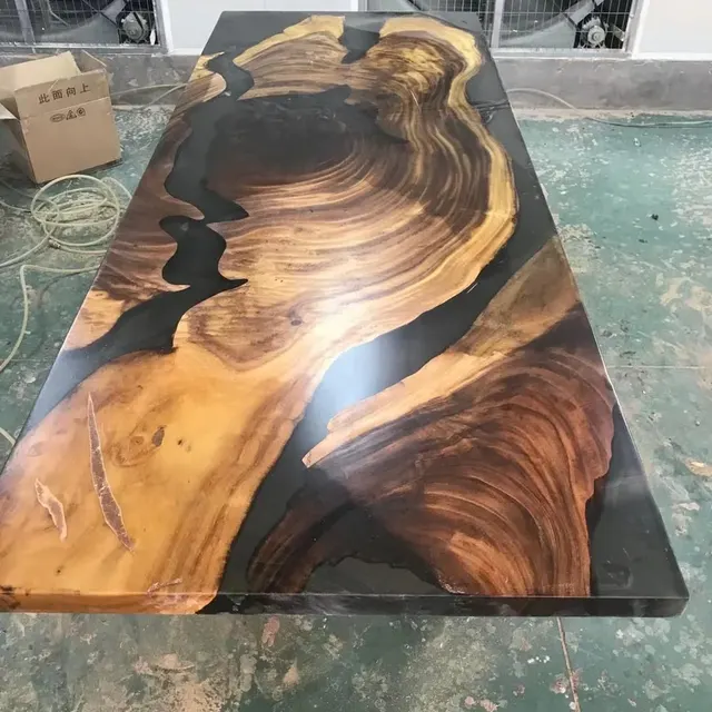 Plateau de table epoxy Scorff, résine noire — plateaux epoxy