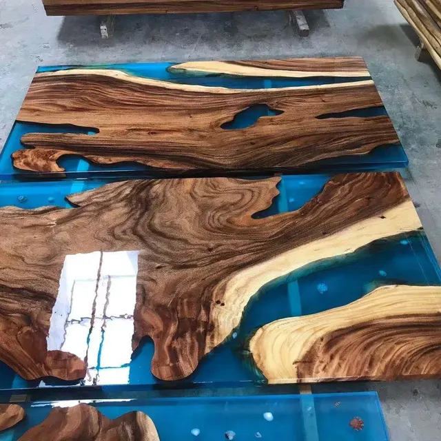 Plateau de table epoxy Sienne, résine bleue — plateaux epoxy