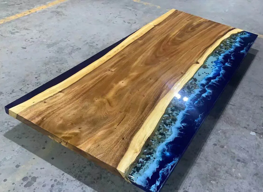 Plateau de table océan Aff, résine bleue — ATELIER RIVIÈRE, fabrication à la commande