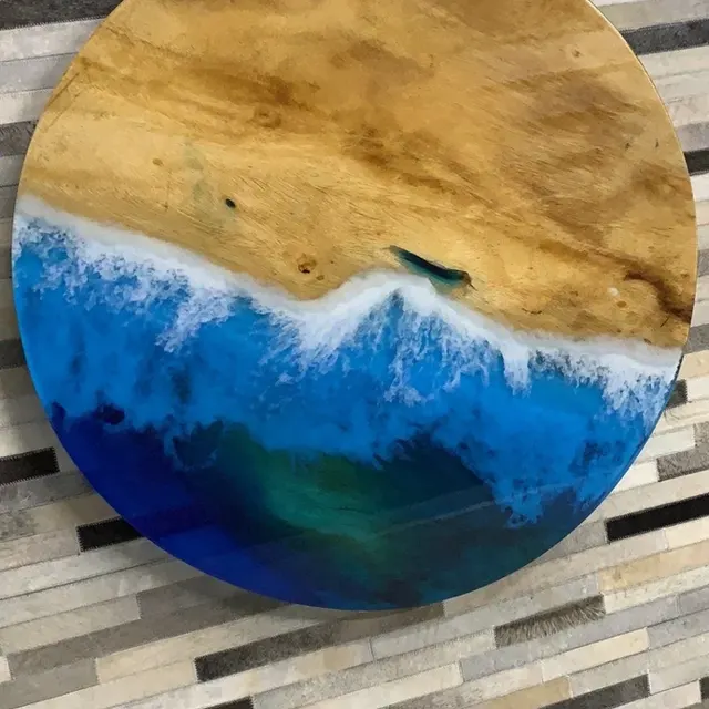 Plateau de table océan rond Ellé, résine bleue — plateaux epoxy