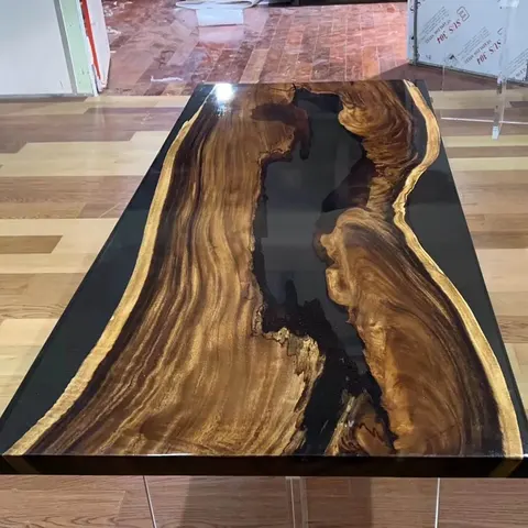 Plateau de table rivière Aisne, résine noire — plateaux epoxy