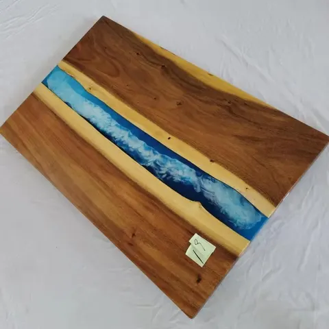 Plateau de table rivière Authie, résine bleue — plateaux epoxy