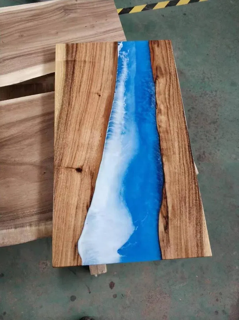 Plateau de table rivière Blavet, résine bleue — ATELIER RIVIÈRE, fabrication à la commande