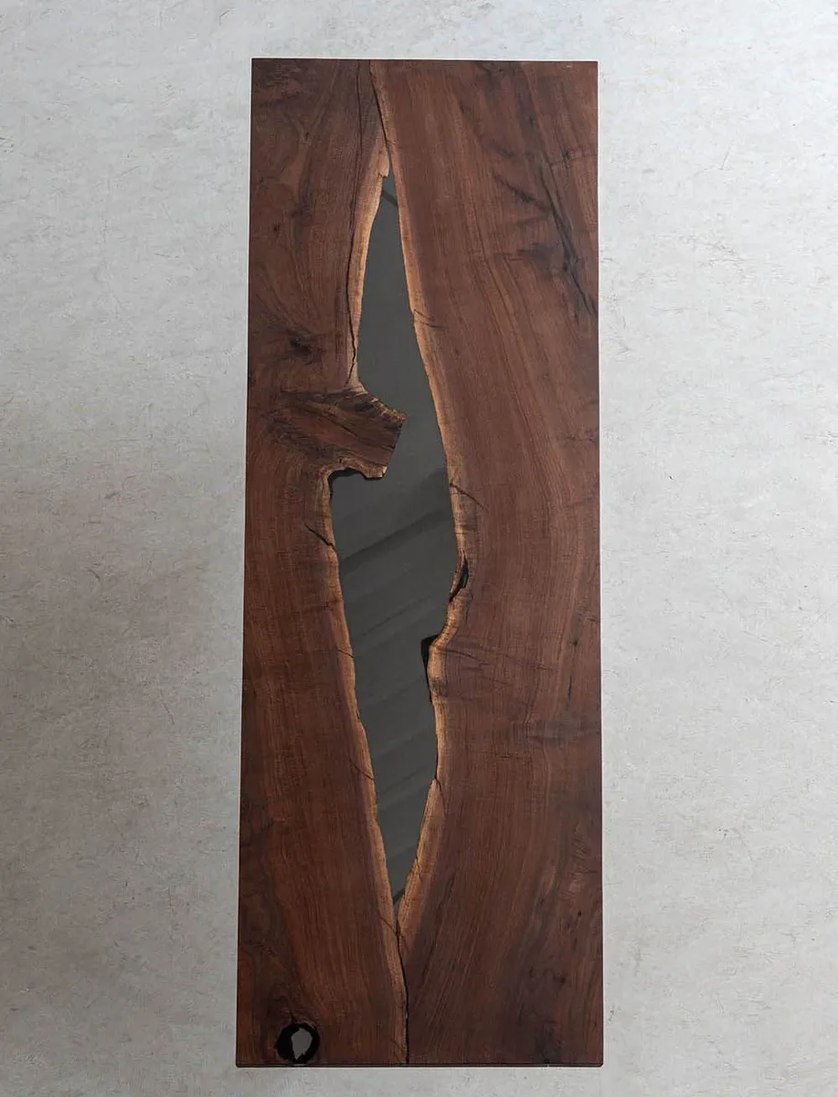 Plateau de table rivière Durance, résine transparente — ATELIER RIVIÈRE, fabrication à la commande