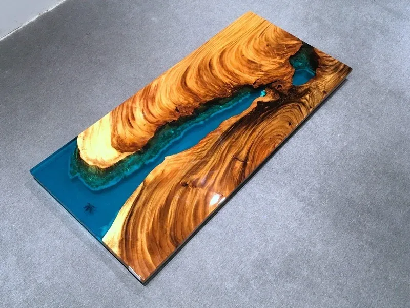 Plateau de table rivière Jaudy, résine bleue — ATELIER RIVIÈRE, fabrication à la commande