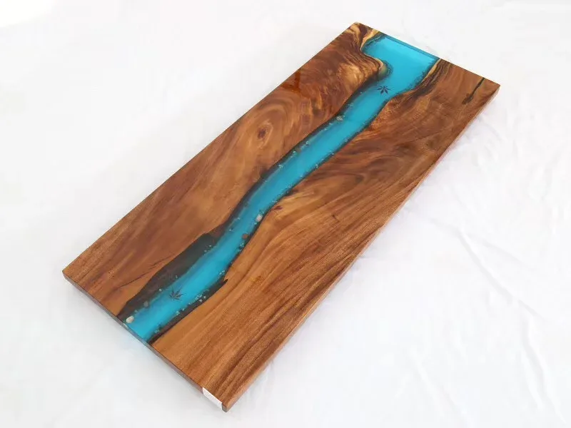 Plateau de table rivière Layon, résine bleue — ATELIER RIVIÈRE, fabrication à la commande