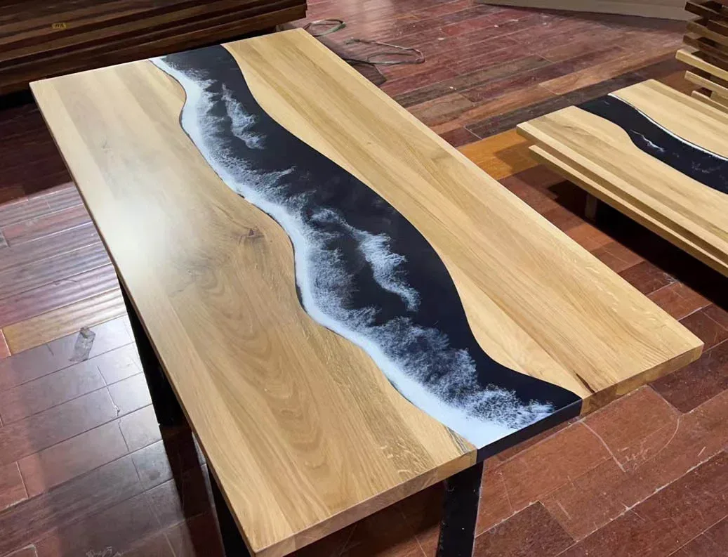Plateau de table rivière Orge, résine noire — ATELIER RIVIÈRE, fabrication à la commande