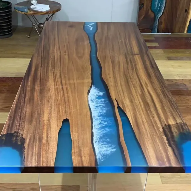 Plateau de table rivière Seine, résine bleue — plateaux epoxy