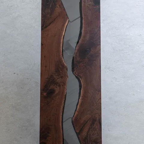 Plateau de table rivière Ubaye, résine transparente — plateaux epoxy
