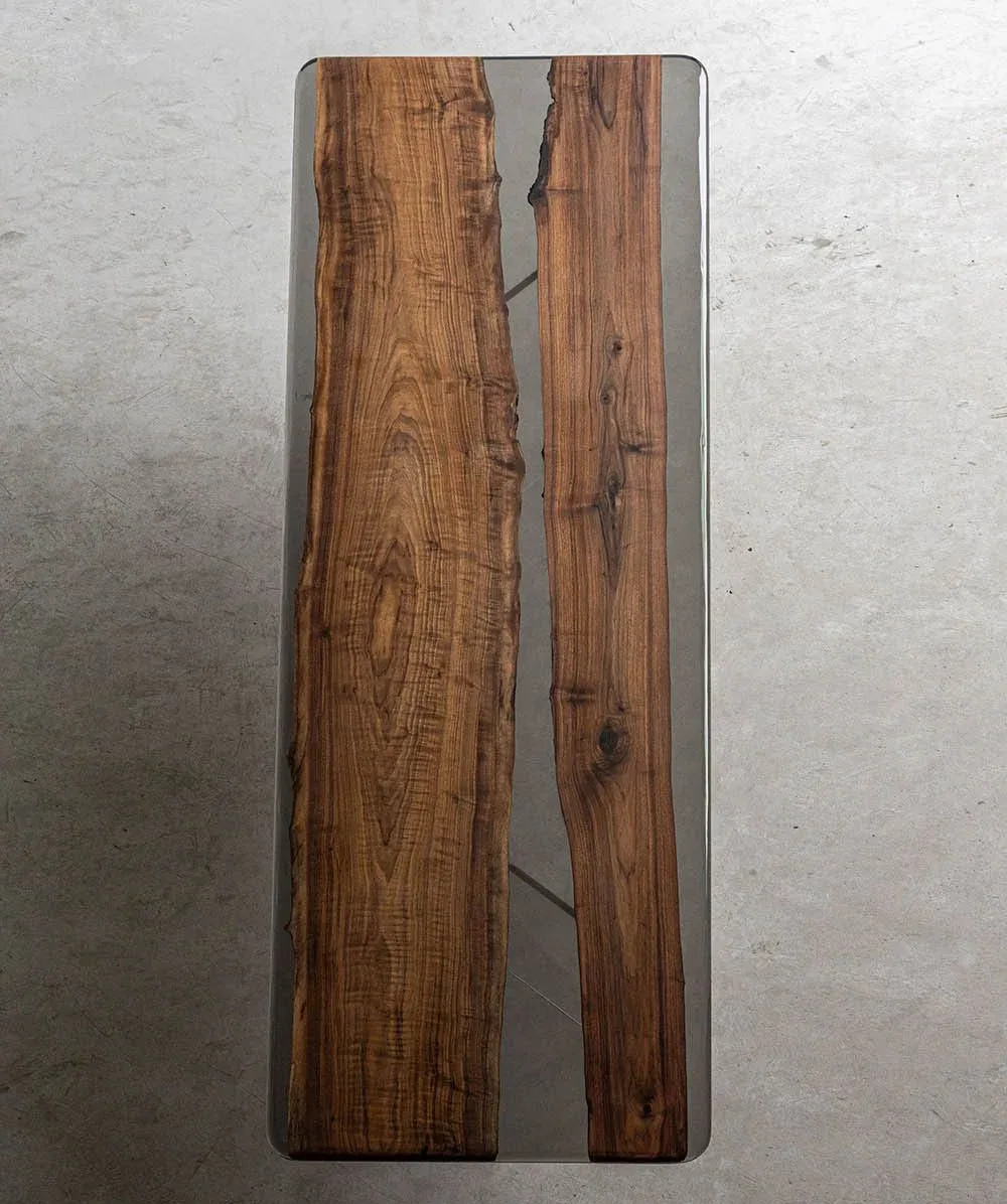 Plateau de table rivière Var, résine transparente — ATELIER RIVIÈRE, fabrication à la commande