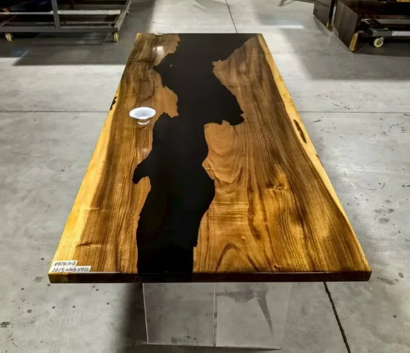 Plateau de table rivière Viaur, résine noire — ATELIER RIVIÈRE, fabrication à la commande