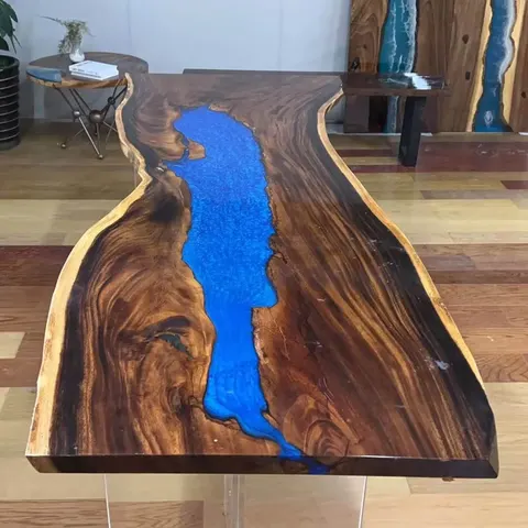 Plateau de table rivière Vire, résine bleue — plateaux epoxy