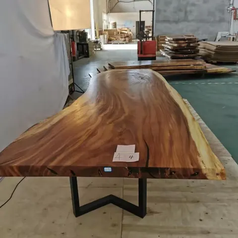 Table à manger en bois massif Aisne — tables à manger en bois massif