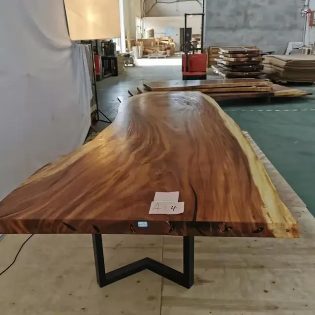 Table à manger en bois massif Aisne — tables à manger en bois massif