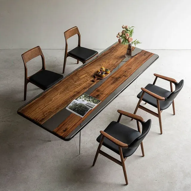 Table à manger en bois massif Bruche teinte noyer — tables à manger en bois massif