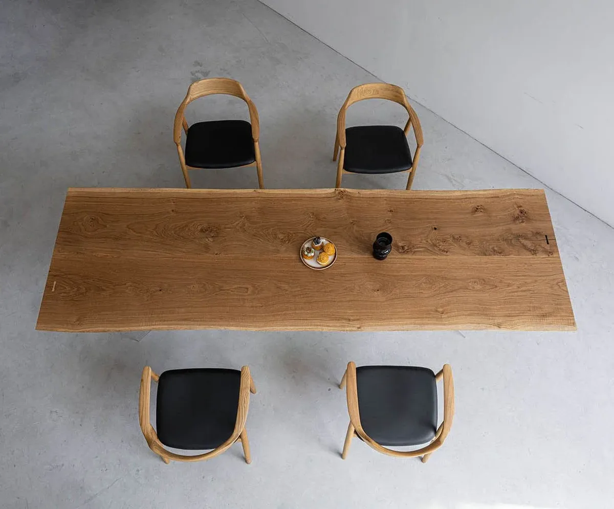 Table à manger en bois massif Cagne — ATELIER RIVIÈRE, fabrication à la commande