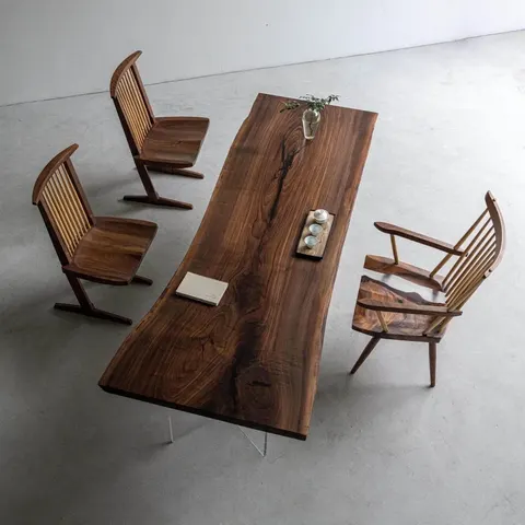 Table à manger en bois massif Chassezac teinte noyer — tables à manger en bois massif