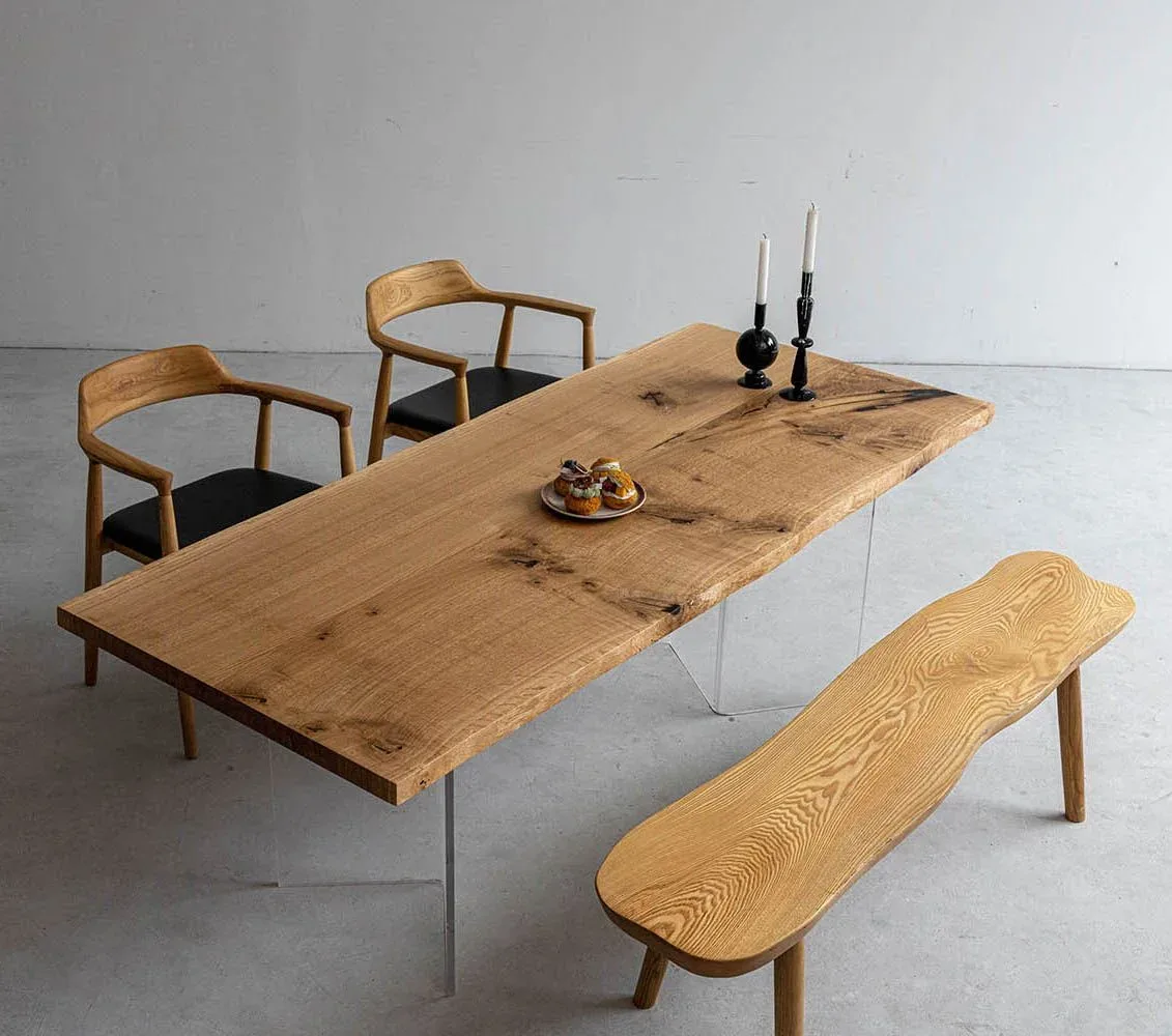 Table à manger en bois massif Creuse teinte chêne, vue 3 sur 6
