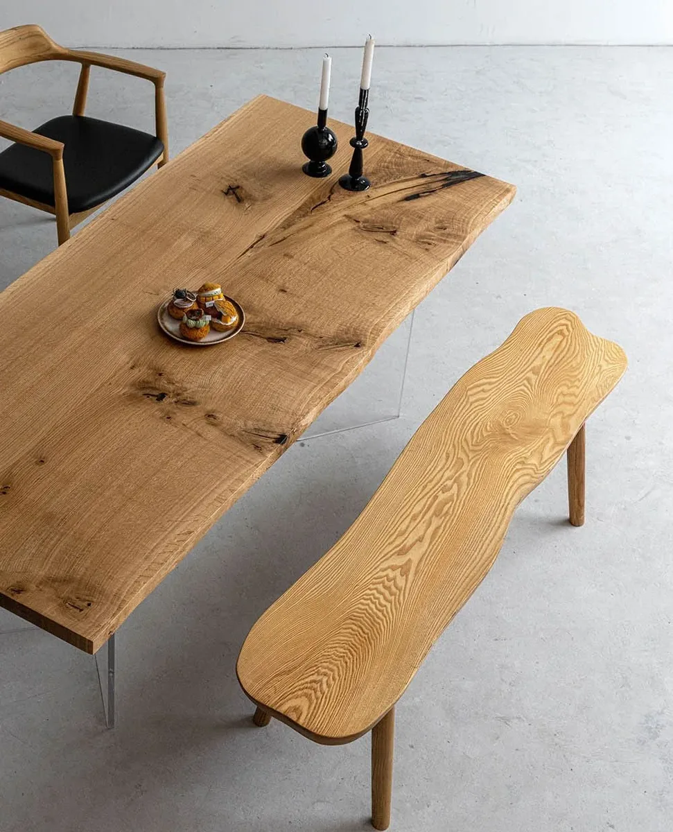 Table à manger en bois massif Creuse teinte chêne, vue 5 sur 6