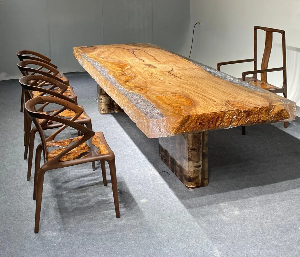 Table à manger en bois massif Essonne — ATELIER RIVIÈRE, fabrication à la commande