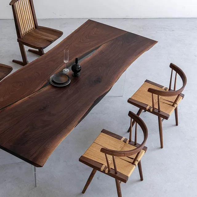 Table à manger en bois massif Isère teinte noyer — tables à manger en bois massif