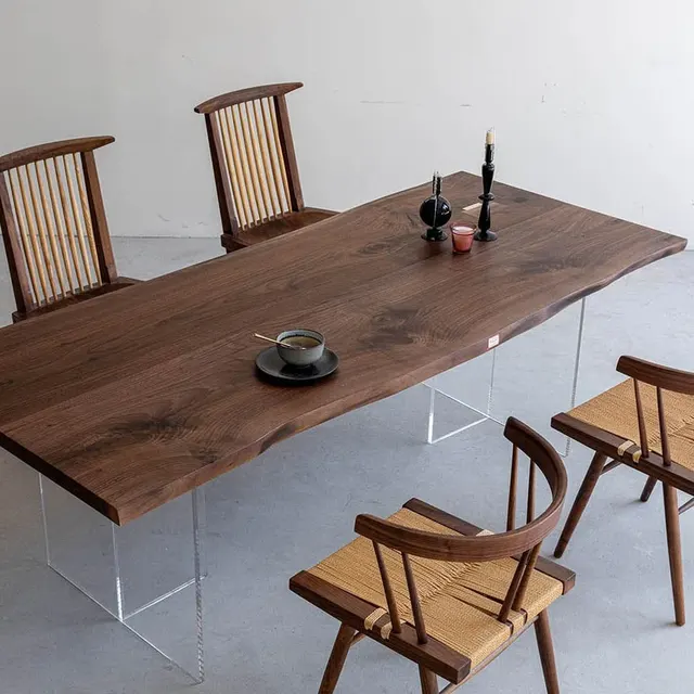 Table à manger en bois massif Loire teinte noyer — tables à manger en bois massif