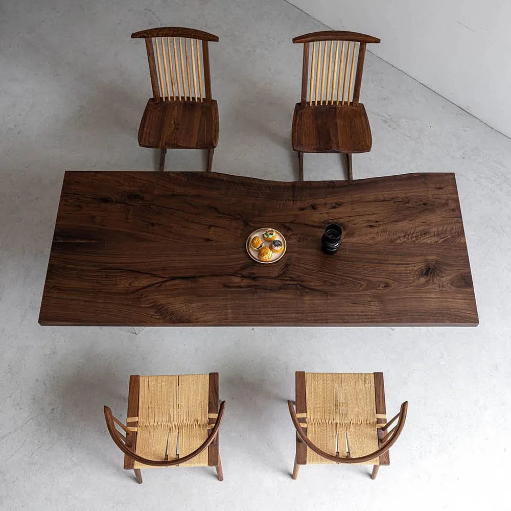 Table à manger en bois massif Nartuby — ATELIER RIVIÈRE, fabrication à la commande
