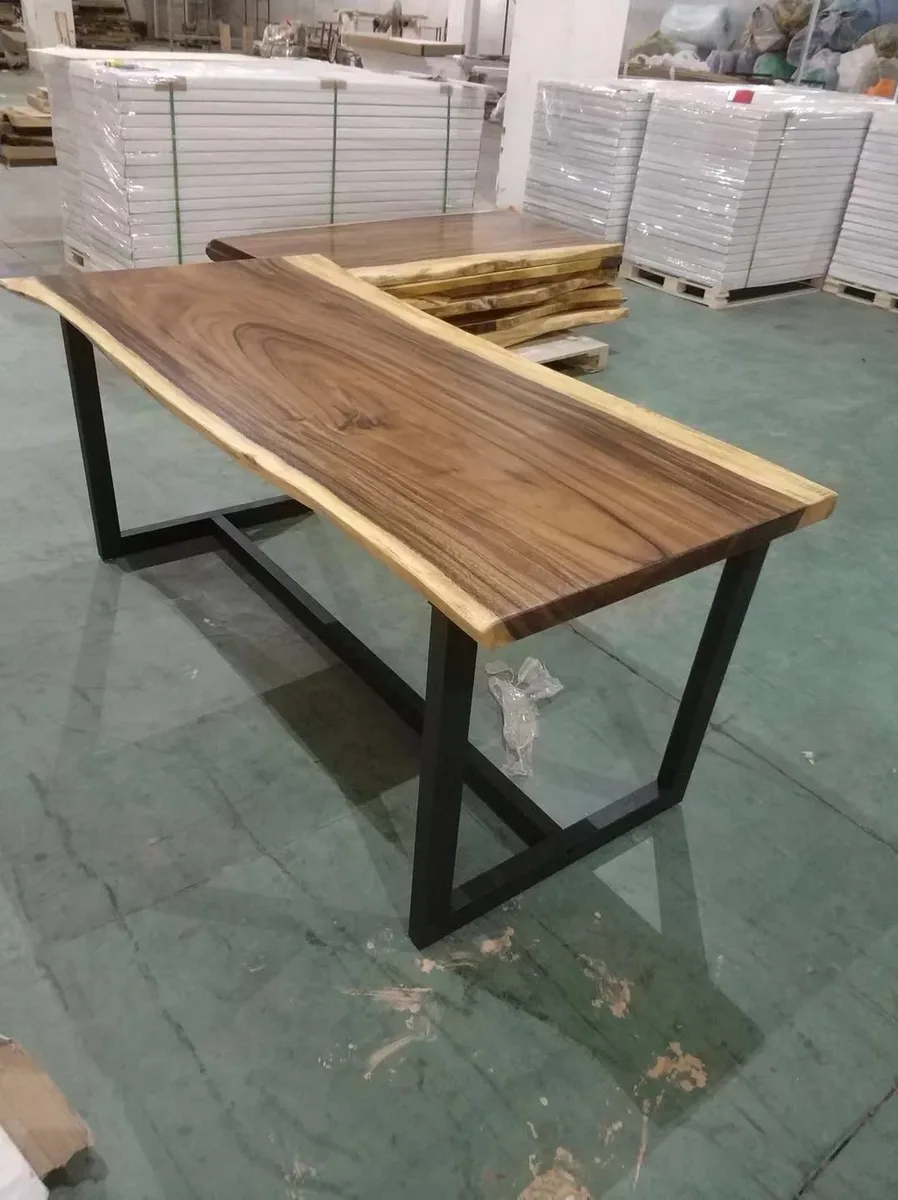 Table à manger en bois massif Risle — ATELIER RIVIÈRE, fabrication à la commande