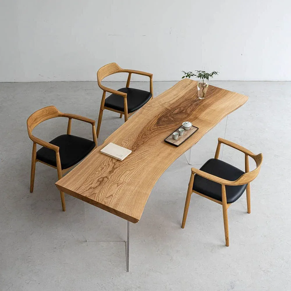 Table à manger en bois massif Saône teinte chêne — ATELIER RIVIÈRE, fabrication à la commande