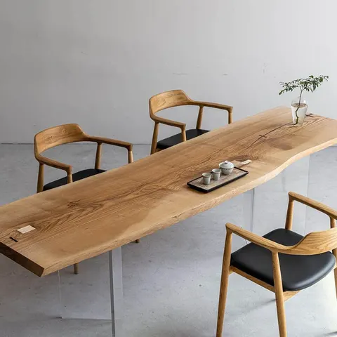 Table à manger en bois massif Saulx teinte chêne — tables à manger en bois massif