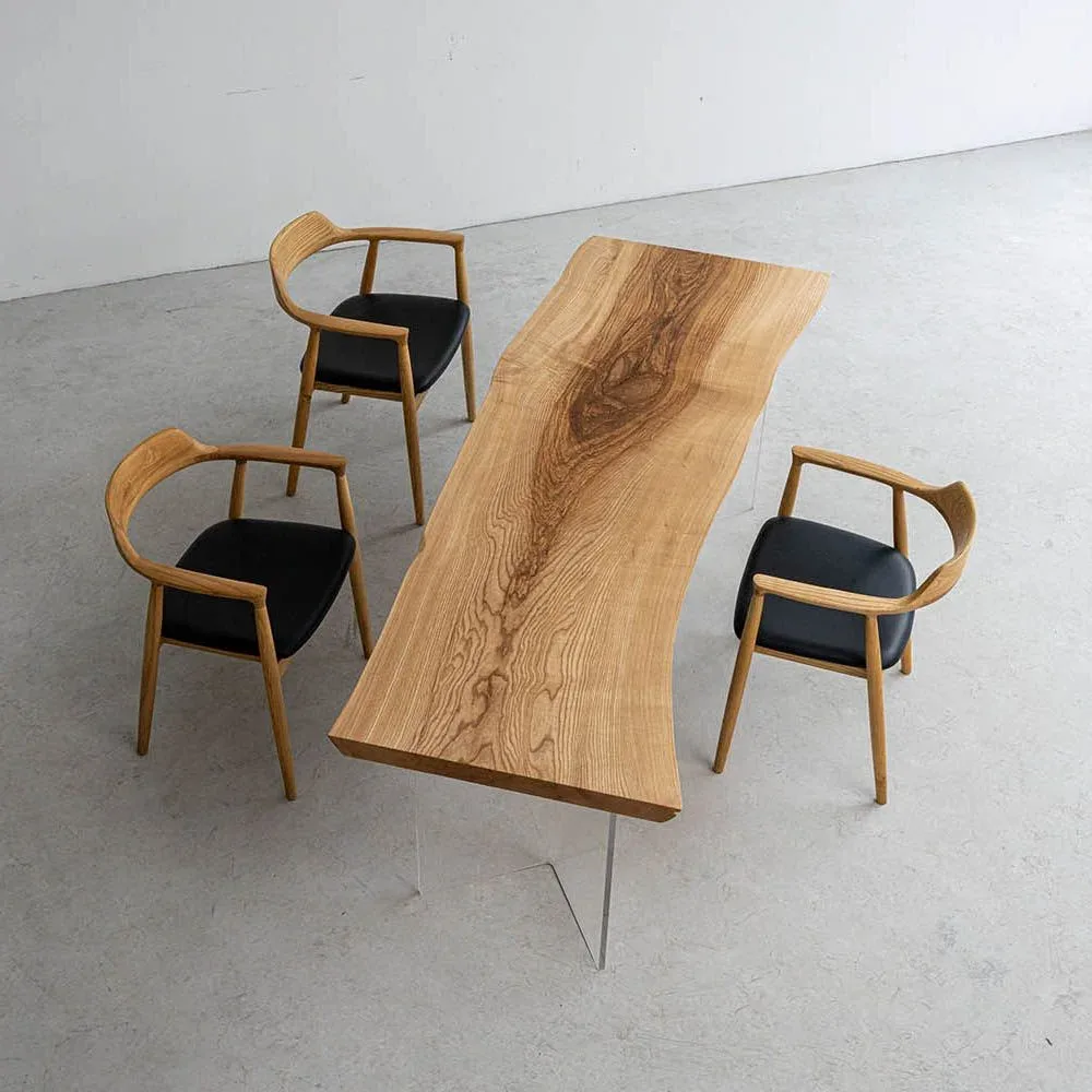 Table à manger en bois massif Valserine teinte chêne — ATELIER RIVIÈRE, fabrication à la commande