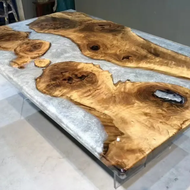 Table à manger epoxy Dore, résine transparente — tables à manger epoxy