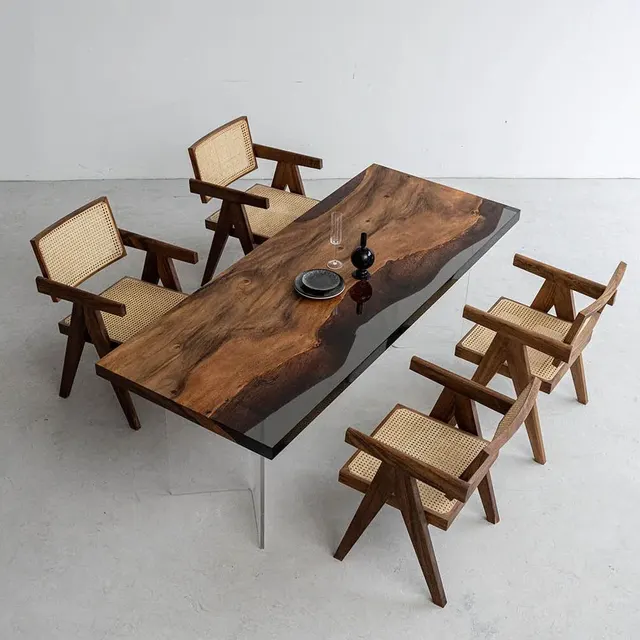 Table à manger epoxy Doubs teinte noyer, résine noire — tables à manger epoxy