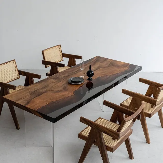 Table à manger epoxy Gave teinte noyer, résine noire — tables à manger epoxy