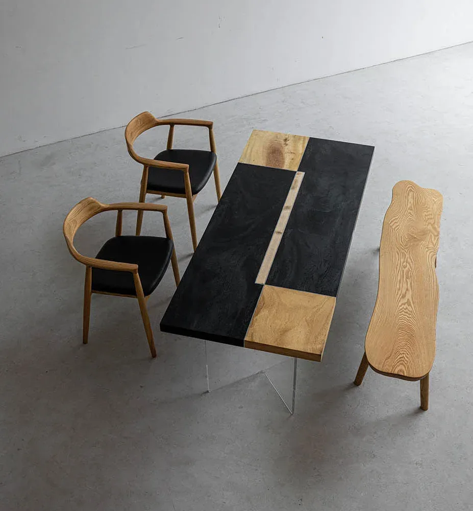 Table à manger epoxy Indre, résine noire, vue 3 sur 6