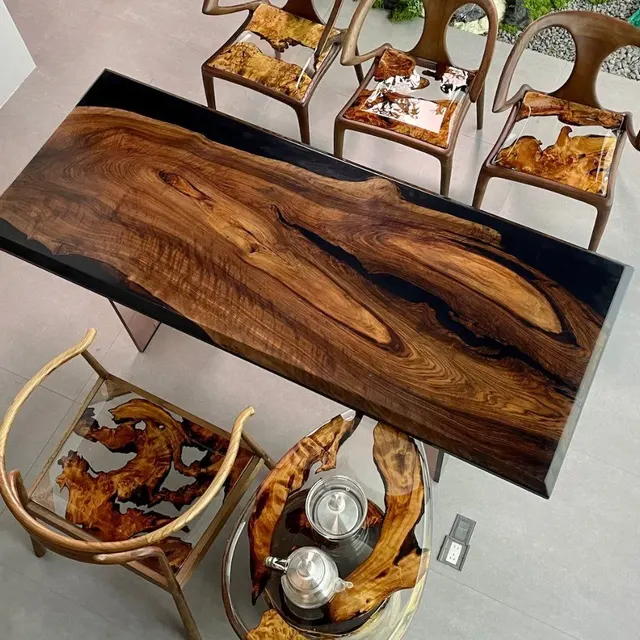 Table à manger epoxy Marne, résine noire — tables à manger epoxy
