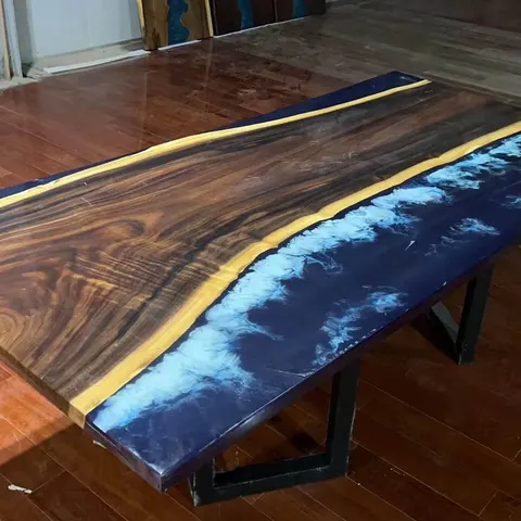 Table à manger océan Fango, résine bleue — tables à manger epoxy
