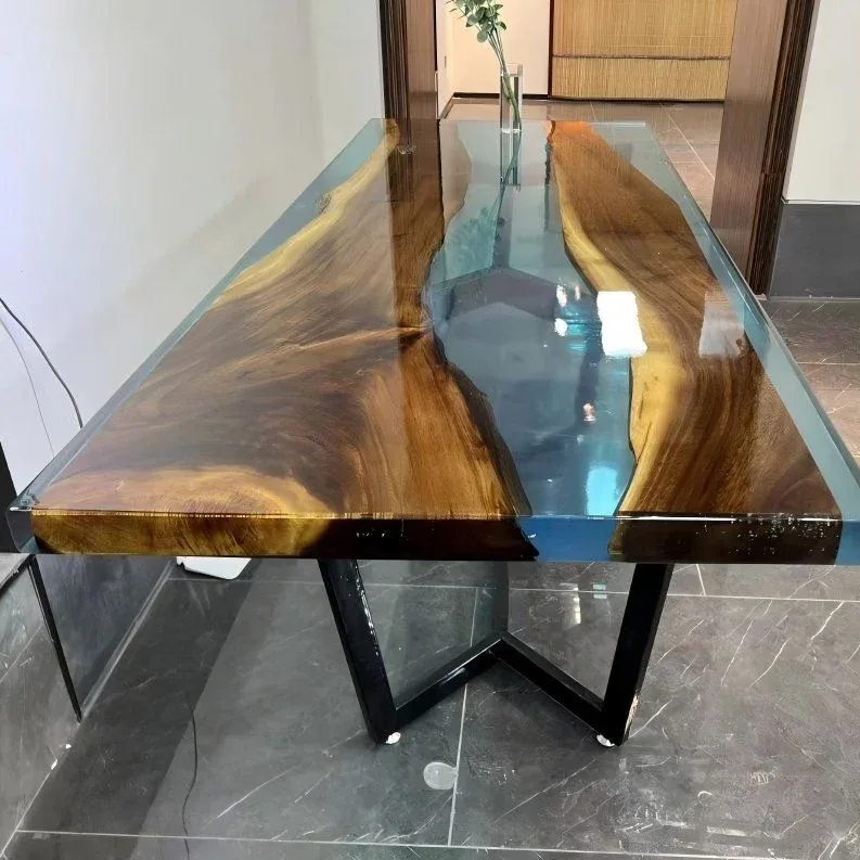 Table à manger rivière Aisne, résine transparente — ATELIER RIVIÈRE, fabrication à la commande