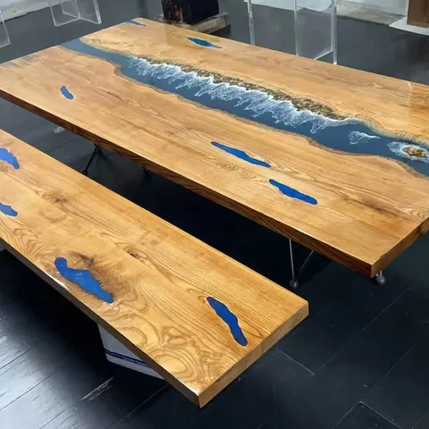 Table à manger rivière Arve, résine bleue — tables à manger epoxy