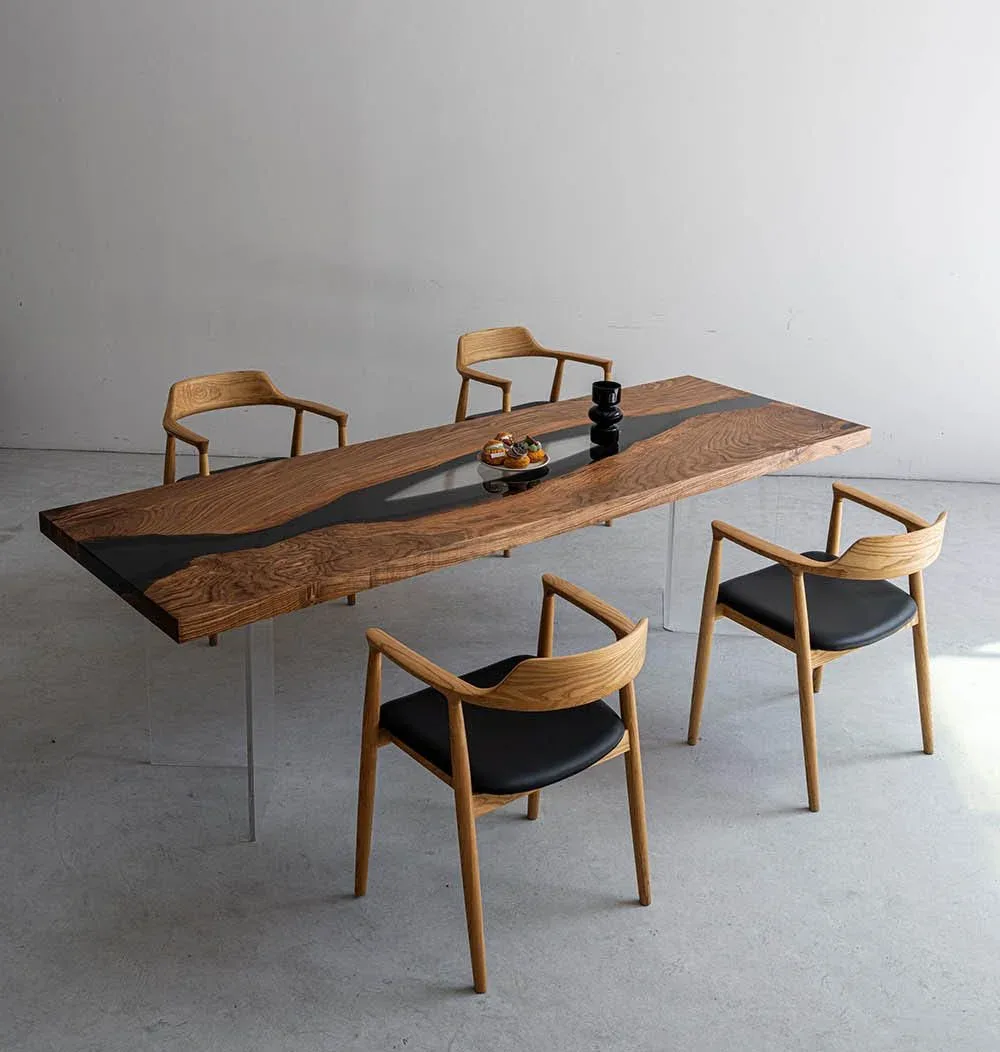 Table à manger rivière Chiers, résine noire — ATELIER RIVIÈRE, fabrication à la commande