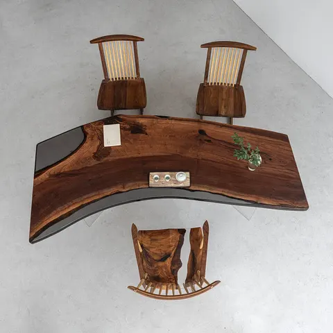Table à manger rivière Gartempe, résine noire — tables à manger epoxy