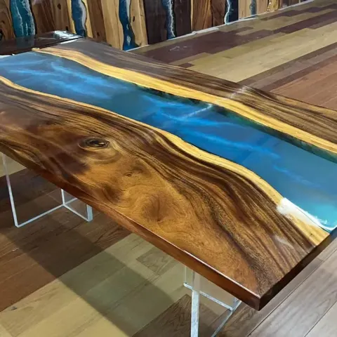 Table à manger rivière Ill, résine bleue — tables à manger epoxy