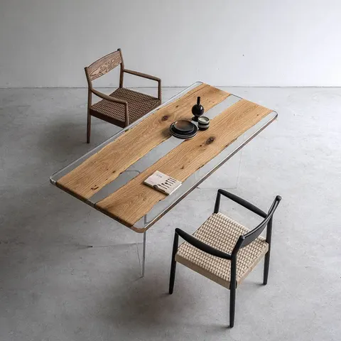 Table à manger rivière Lot teinte chêne, résine noire — tables à manger epoxy