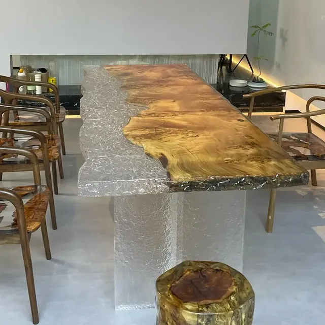 Table à manger rivière Meurthe, résine transparente — tables à manger epoxy