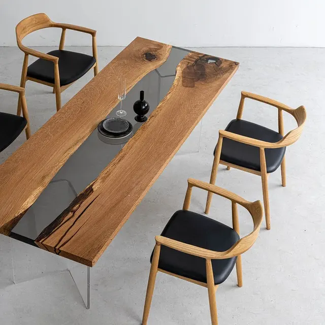 Table à manger rivière Ornain teinte chêne, résine noire — tables à manger epoxy